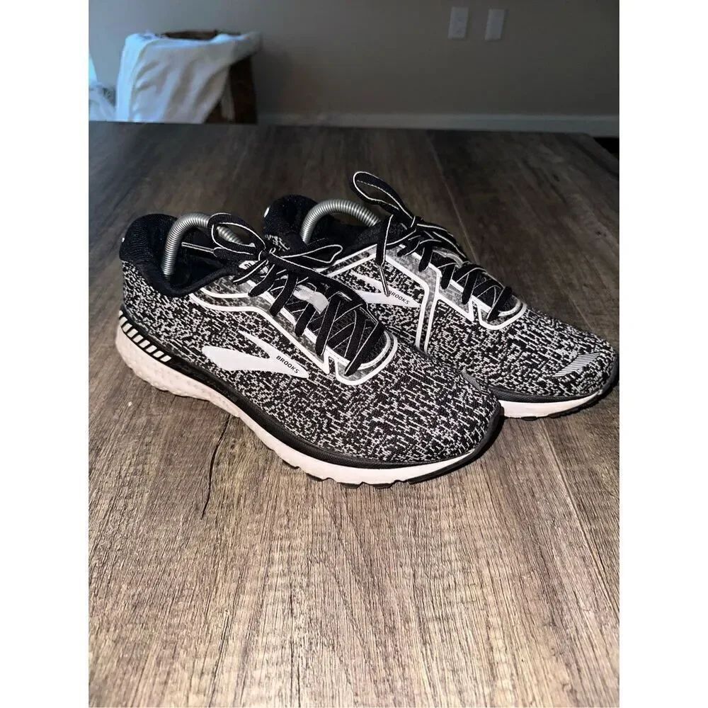 Brooks Adrenaline GTS 20 Men's Running Shoes Size 9 D (Medium) Black White